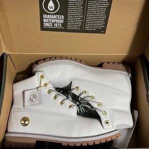 Light grey Timberland boot (junior)